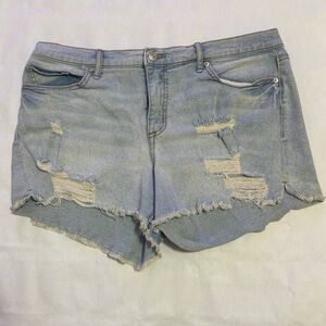 Light wash Sofia Jeans By Sofia Vergara Lila Mid Rise Shorts Size 12